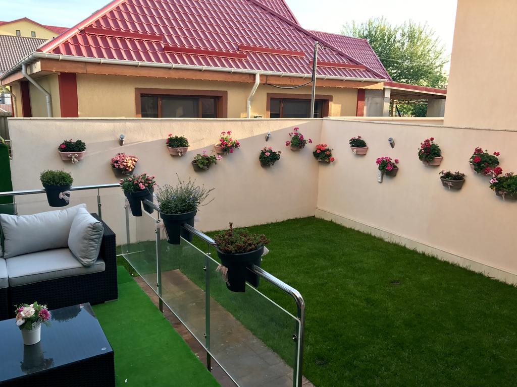 Vila Naty Hotel Năvodari Exterior foto
